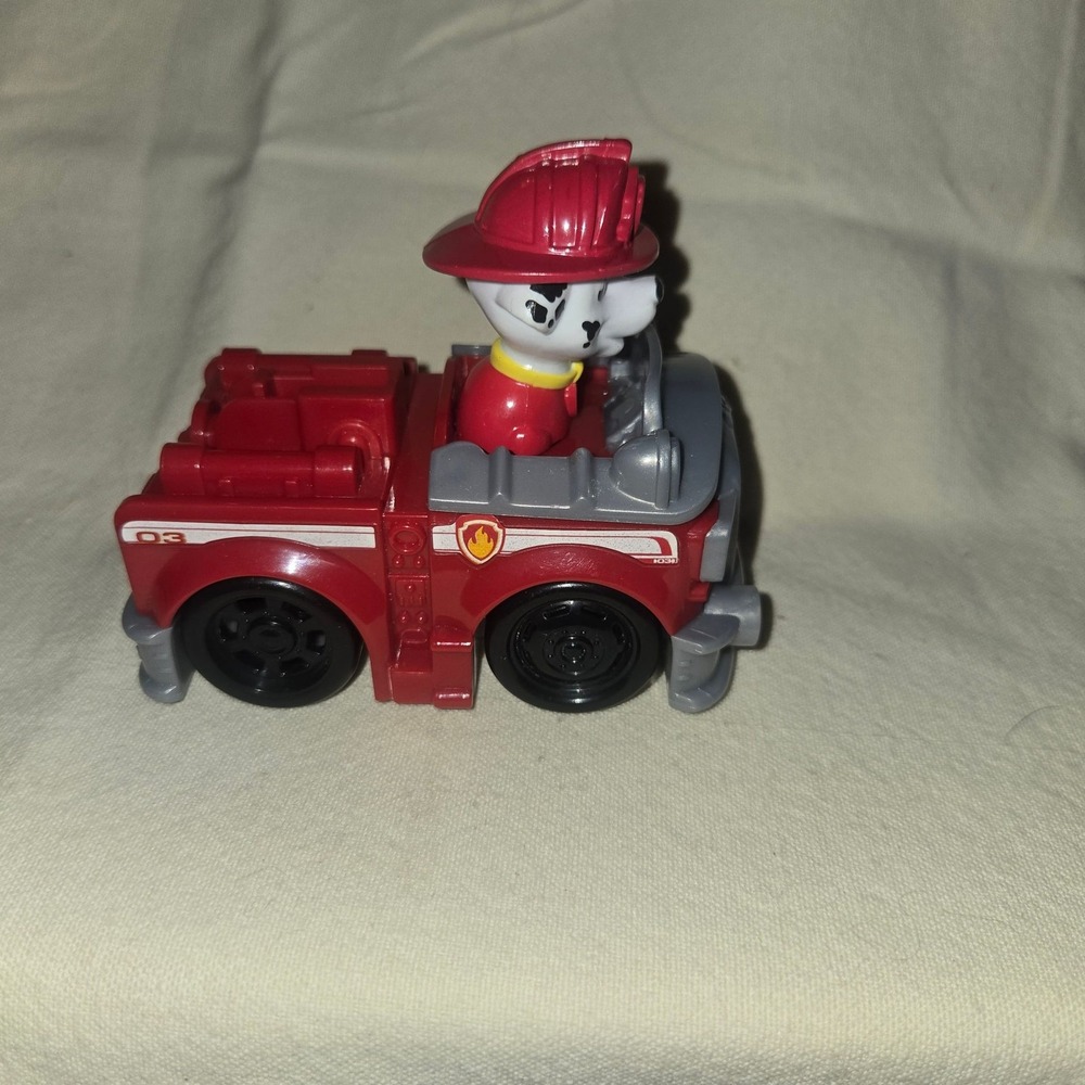 Paw Patrol Rescue Racer Marshall in Fire Truck Figure